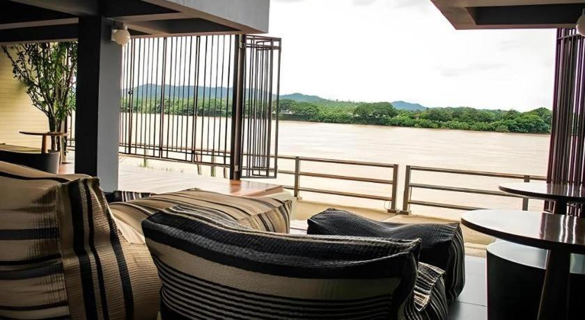 Chic Chiangkhan Hotel Chiang Khan Exterior foto